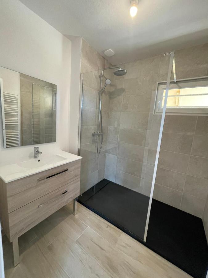 Asinellas Maison 3 Chambres 150 M De La Plage Анел Екстериор снимка